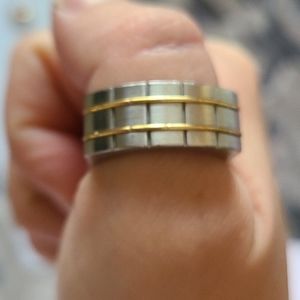 Men's 18k gold ring and stainless steel